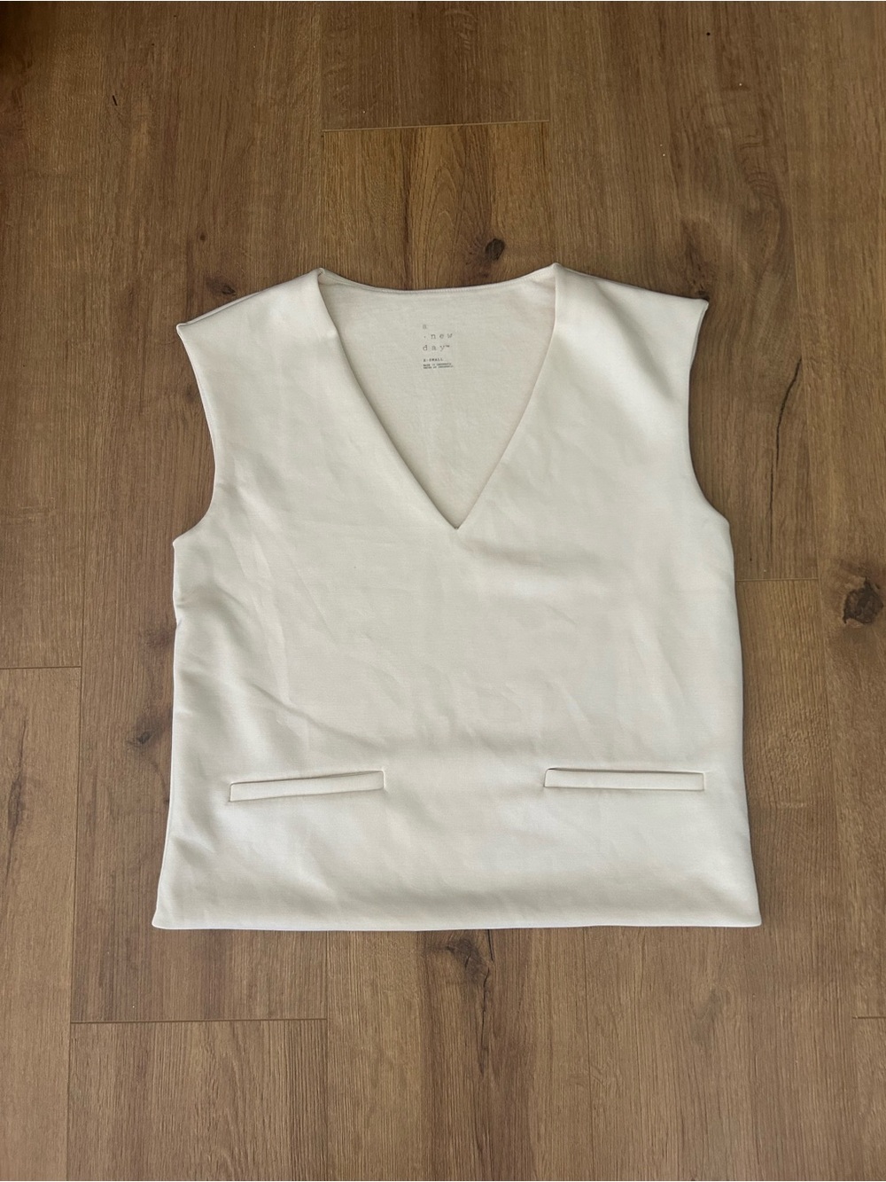 a new day Cream V-Neck Sleeveless Shell Top